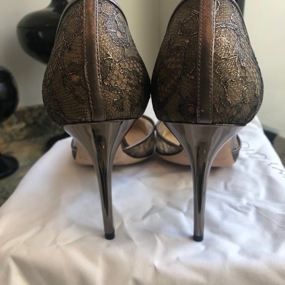 JIMMY CHOO LACE PUMP - Picture 3 of 6